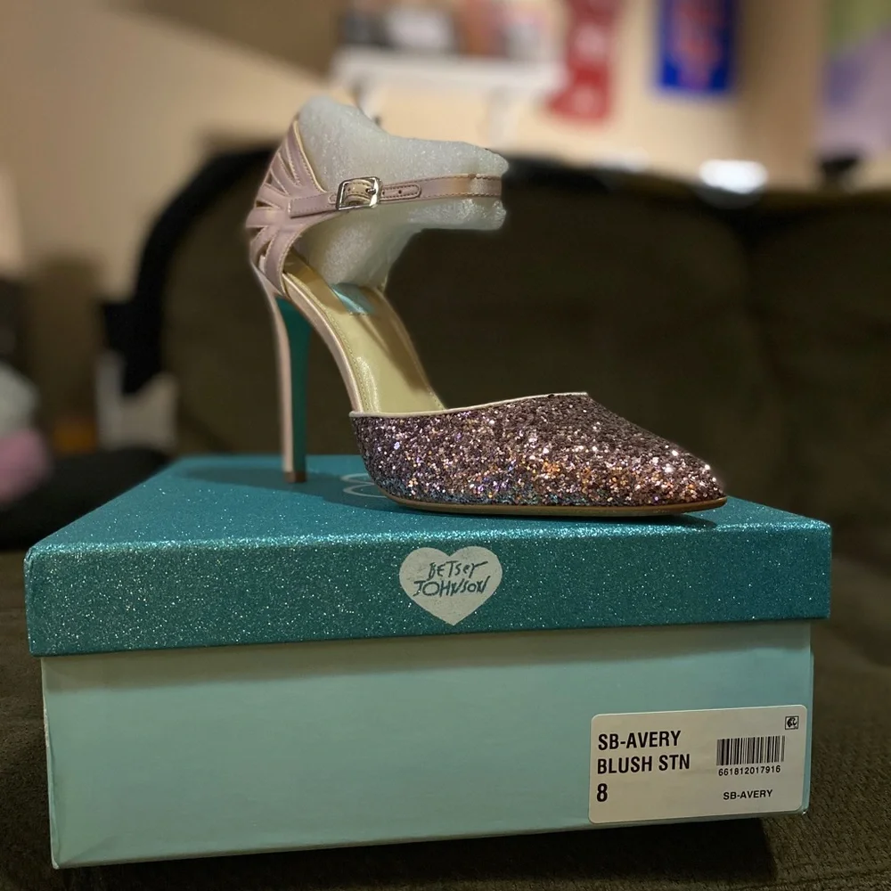 NWT Betsey Johnson Blue Blush Sandals